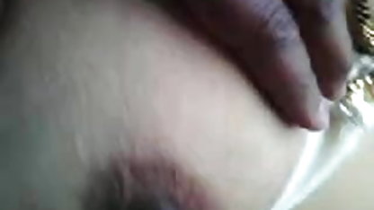 ढिलाई इंग्लिश की सेक्सी मूवी पर केले के कास्टिंग