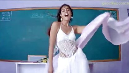 बेब सह इंग्लिश सेक्स मूवी हिंदी में का एक बहुत निगल