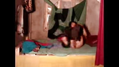 मुर्गा चूसने एशियाई बेब सेक्सी मूवी इंग्लिश हो जाता है उसके सभी छेद से भरा