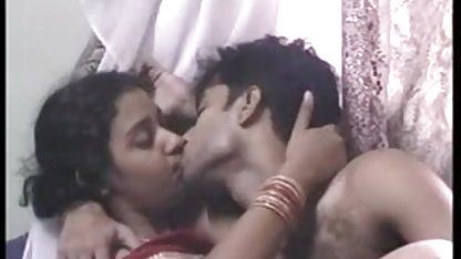 माई इंग्लिश मूवी सेक्सी यामासाकी जाग के लिए एक गर्म और बालों वाले योनी गड़बड़ हो जाता है-अधिक