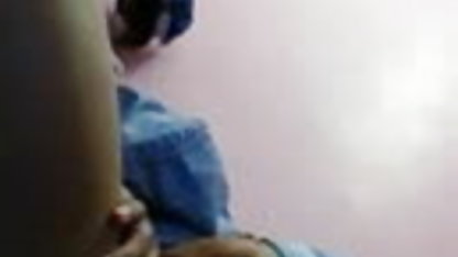 प्राकृतिक बड़े स्तन के साथ कैम लड़की कमबख्त मुंडा बिल्ली के इंग्लिश सेक्सी मूवी ब्लू साथ