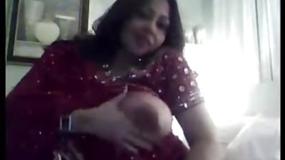 स्वादिष्ट बेकार सेक्सी मूवी इंग्लिश फिल्म है एक भावुक त्रिगुट