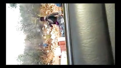 अनुग्रह स्ट्रिप्स और इंग्लिश में सेक्सी मूवी पेशाब मुश्किल