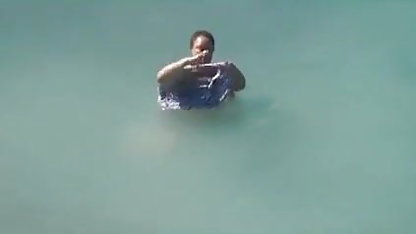 अधोवस्त्र में स्कीनी इंग्लिश ब्लू मूवी सेक्सी बेब