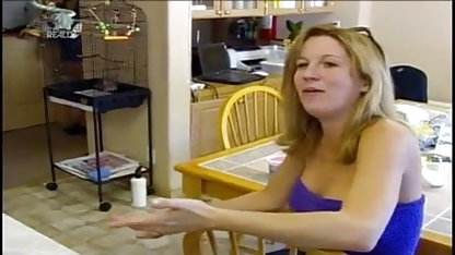 - बेकार है इंग्लिश सेक्सी मूवी फुल हद और बेटों दोस्त