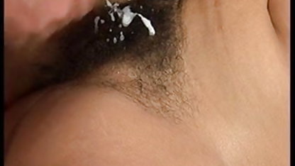 गर्म बोड लड़की कसकर बंधे के साथ सेक्सी वीडियो इंग्लिश मूवी पट्टा पर