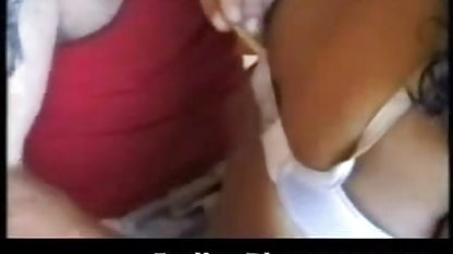 शरारती सुंदर शीमेलां जंगली हो जाता है मूवी सेक्सी इंग्लिश फिल्म कैम पर