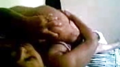 सरकारी एजेंट - इंग्लिश में सेक्स फिल्म श्यामला जाँघिया के बिना गड़बड़