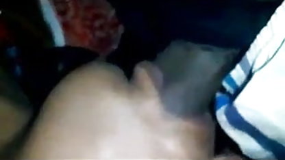 लूट का दौरा-स्थानीय अरब इंग्लिश सेक्सी मूवी ब्लू लड़की सैनिकों का मनोरंजन करती है