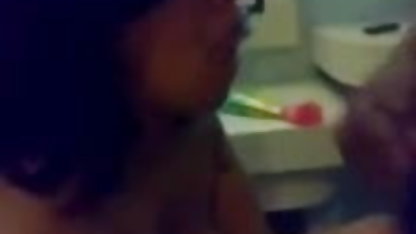 बीबीडब्ल्यू डेमिसिस इसे पीछे से सेक्स मूवी इंग्लिश लेना पसंद करता है