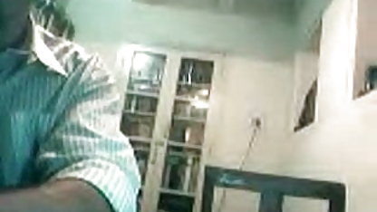 वह वसा मुर्गा बेकार है के रूप सेक्सी इंग्लिश मूवी फिल्म में अश्लील किशोर गम चबाता है