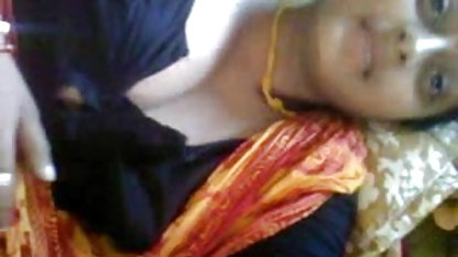 - हो जाता है उसे गधा एक राक्षस मुर्गा, इंग्लिश बीएफ मूवी बड़ी लूट का माल