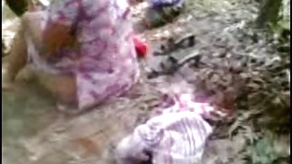 नकली-गर्म आबनूस लड़की पैरों सेक्सी मूवी इंग्लिश पिक्चर फैलता है