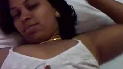 सबसे खूबसूरत सुनहरे बालों वाली इंग्लिश मूवी सेक्सी पिक्चर lapdances