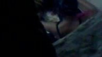 एक उंगली कमबख्त के बाद एक ब्रश इंग्लिश सेक्सी मूवी फुल हद के साथ उसके भगशेफ को ब्रश करना