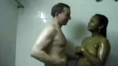 गर्म लड़कियों और फेशियल के इंग्लिश पिक्चर इंग्लिश सेक्स साथ शौकिया गैंगबैंग