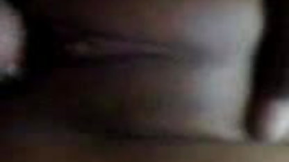 आकर्षक स्ट्रिप्स और उसे इंग्लिश ब्लू सेक्सी मूवी सवारी