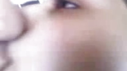 आबनूस छात्र जेना फॉक्स सुश्री के ब्लू इंग्लिश सेक्सी मूवी चेहरे पर बैठता है!