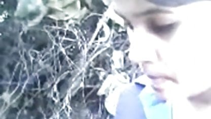 उसकी सेक्सी इंग्लिश मूवी शहद से इसे ले एक और दोस्त