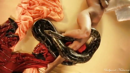 नकली राक्षस मुर्गा ज़ोर सेक्सी फिल्म इंग्लिश सेक्सी फिल्म से बंद गोरा लड़की 1