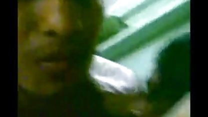 सुडौल इंग्लिश मूवी सेक्सी पिक्चर श्यामला बेब नीली आंखों के साथ मस्तूरबेटिंग