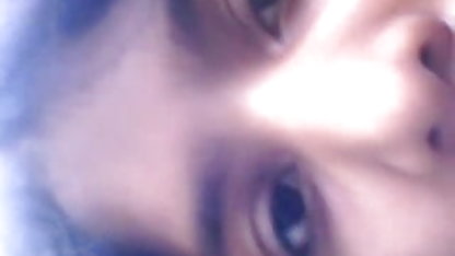 एक आदमी इंग्लिश सेक्सी वीडियो मूवी पर दो किशोर लड़कियां