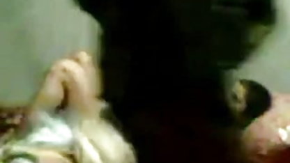 कमरे की सेक्सी मूवी इंग्लिश में सेवा वेटर और उसके प्रेमी में एक शरारती डी पी