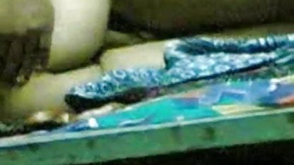 लुसी पी उसे छेद ब्लू इंग्लिश सेक्सी मूवी से भरा हो जाता है