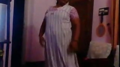 सेक्सी श्यामला फुल मूवी सेक्सी इंग्लिश किशोरों की शेरॉन और सेक्स