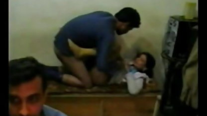 दो लंड के लिए इंग्लिश बीएफ मूवी एक छोटे से किशोर रेड इंडियन जो प्यार