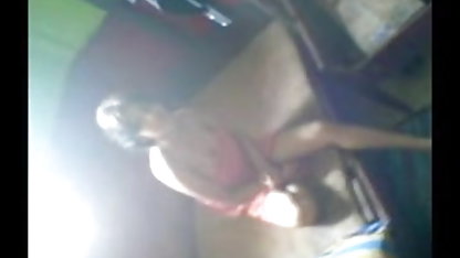 सुडौल सुनहरे बालों वाली छोटी स्कर्ट में गंदा वार्ता और का इंग्लिश सेक्सी मूवी उपयोग करता है