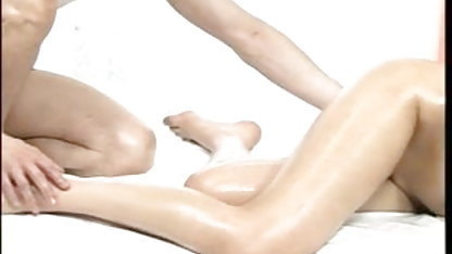 Busty मिलता है और सेक्सी फिल्म इंग्लिश सेक्सी फिल्म निगल