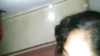 सुनहरे बालों वाली वह पुरुष सेक्सी मूवी इंग्लिश उसे कठिन मुर्गा को पथपाकर