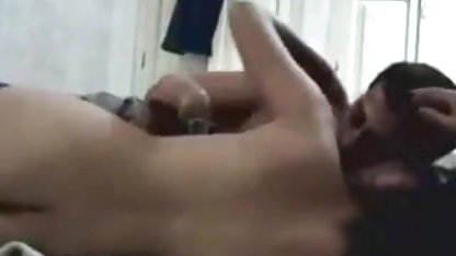 सुनहरे बालों वाली महिलाओं के पैर फैला रहे हैं व्यापक द्वारा इंग्लिश पिक्चर फुल सेक्सी रस्सी