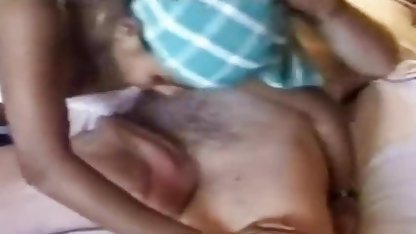 बड़े इंग्लिश सेक्स वीडियो फुल मूवी स्तन Squirts से महिला